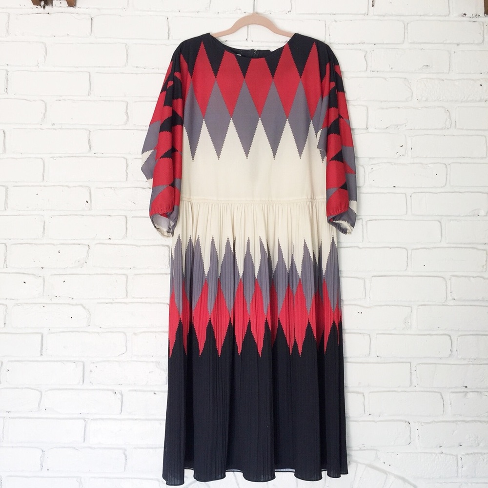 1970's Diamond Print Dress Plus Size
